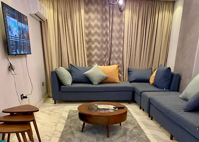 Holiday Inn Downtown - 2 Bedroom In Mohandessin - Agouza